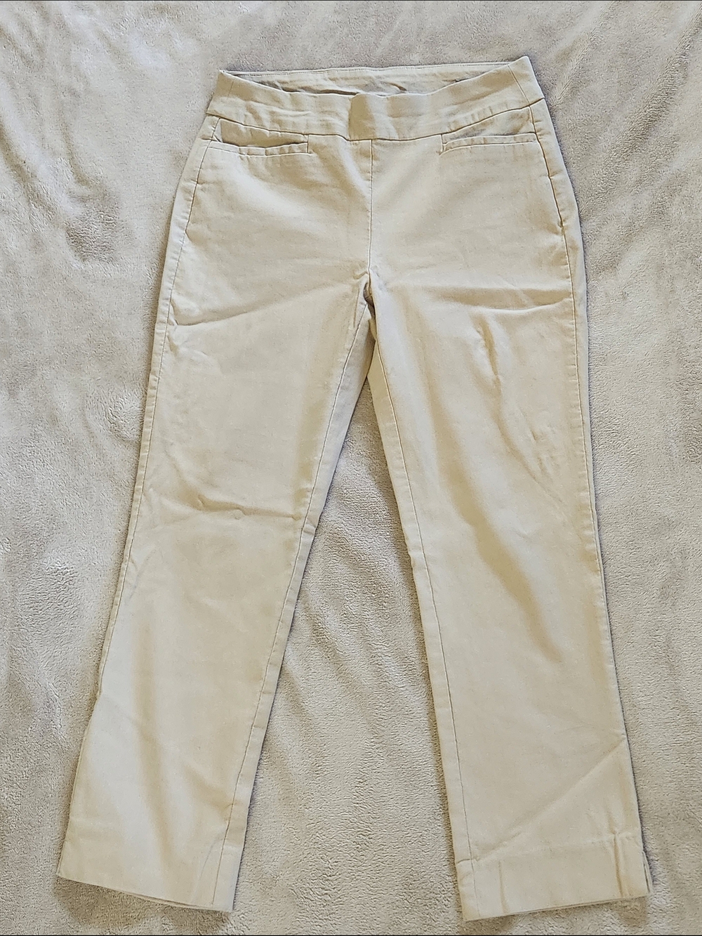 Chico's Cream Straight-Leg Capris Size 000